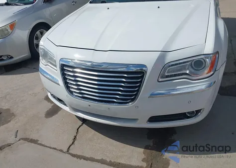 2011 Chrysler 300 Limited z USA, uszkodzony, nr VIN 2C3CA5CG1BH585609